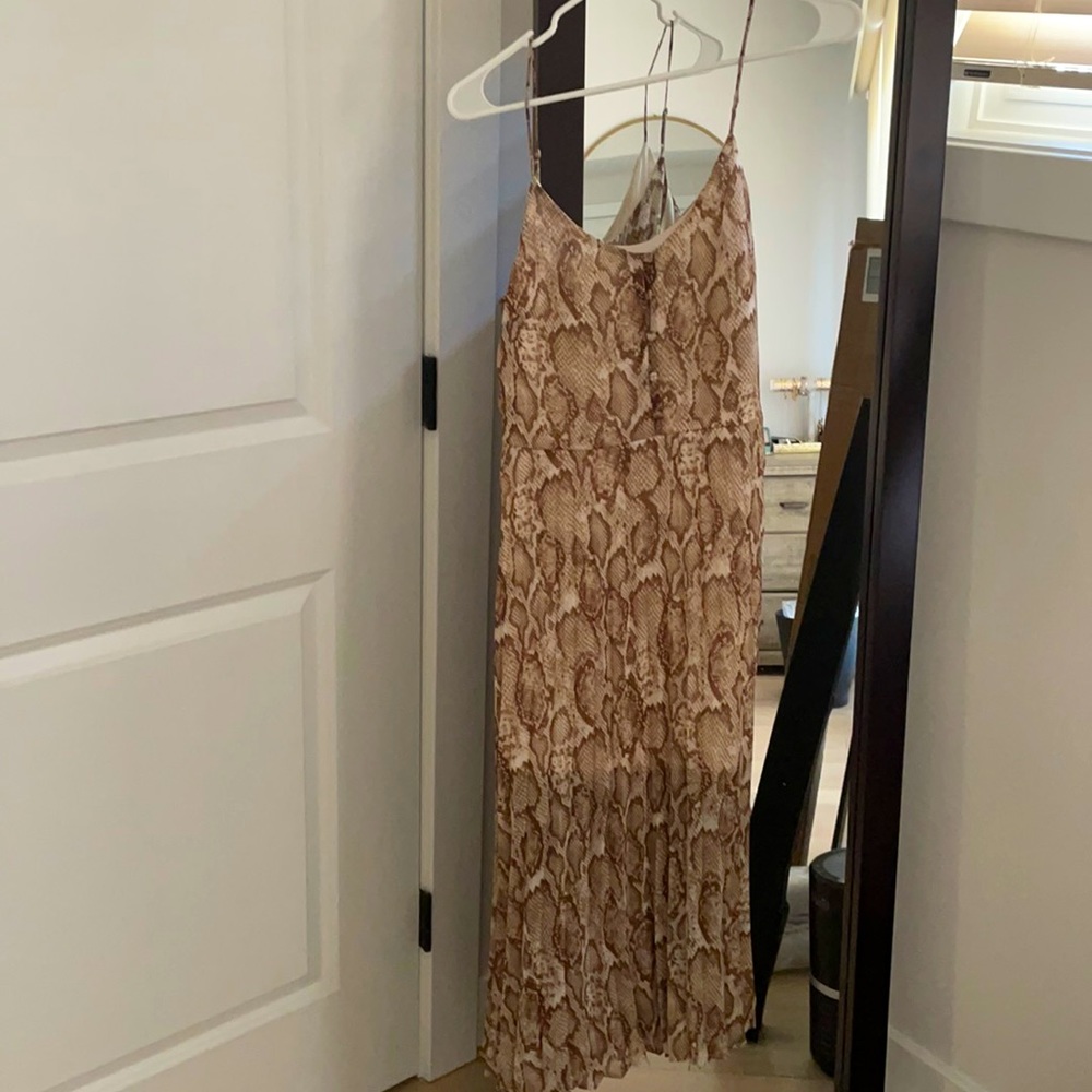 Midi dress